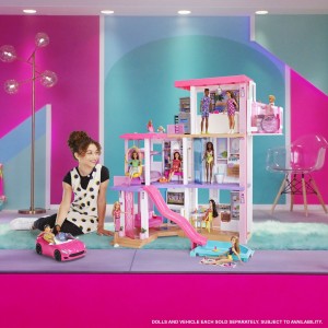 Barbie® unistuste maja